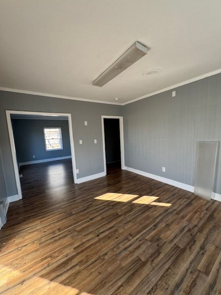 308 S Slocumb St - Photo 2 of 15