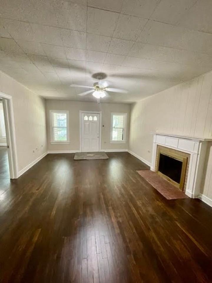 3619 Fort Ave - Photo 3 of 16