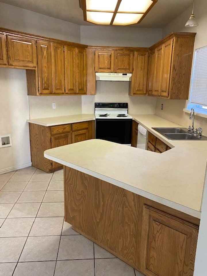 3821 Waterford Way - Photo 6 of 17