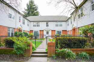 3710 Se Stark St #6 - Photo 1 of 1