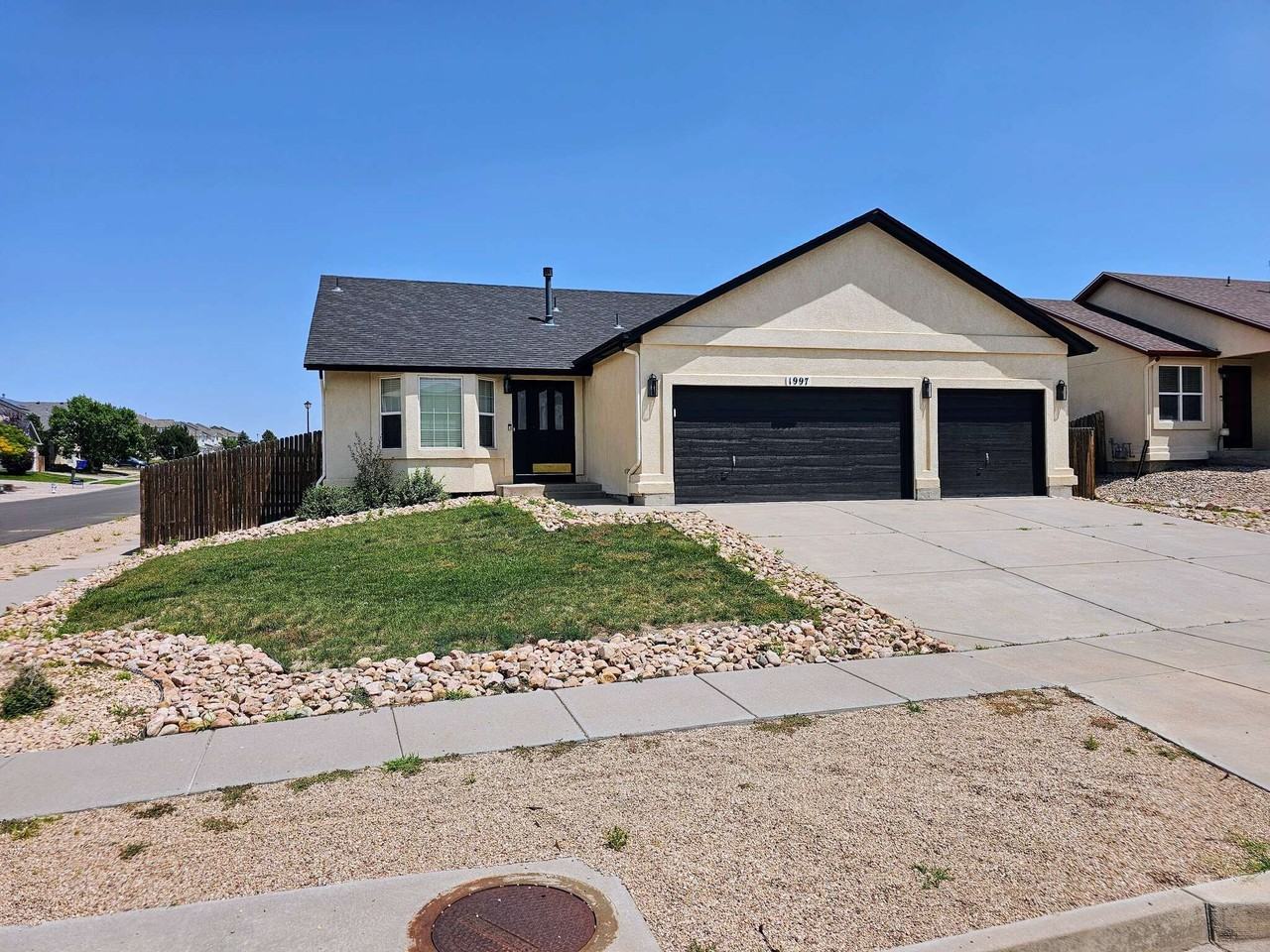 1997 Traces Ln #A - Photo 2 of 12