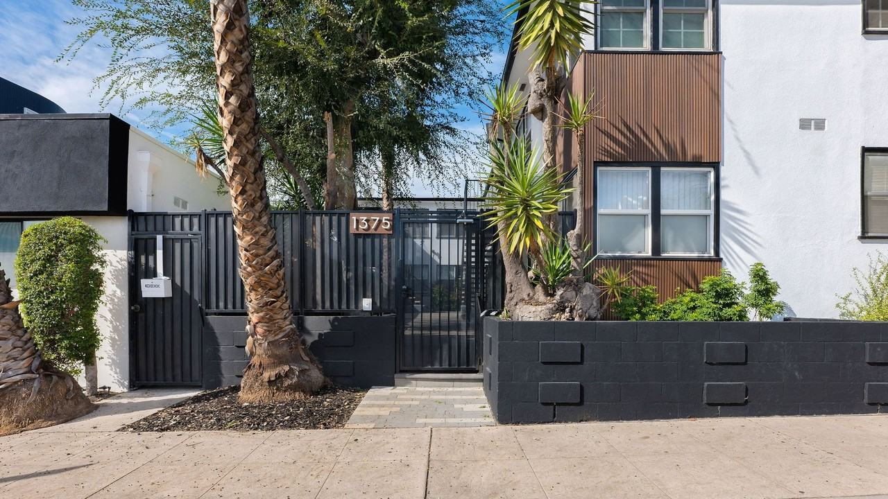 p5563 - Photo 6 of 7