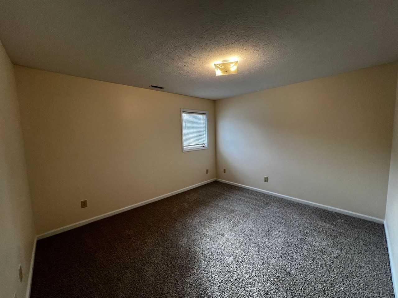 1031 Ancestry Dr - Photo 7 of 18