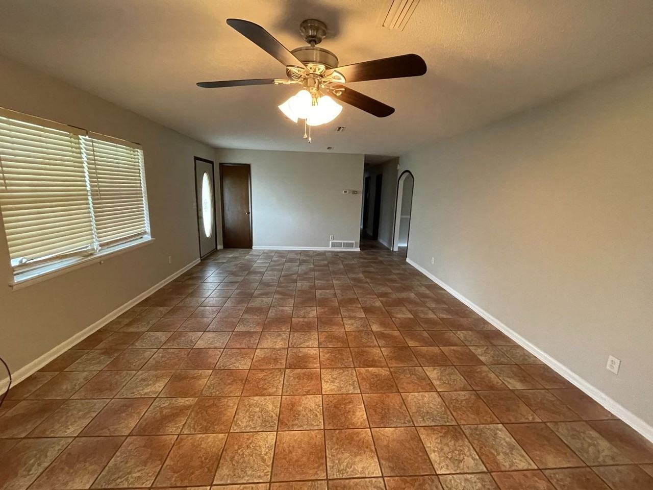 510 Tracey Cir - Photo 5 of 30