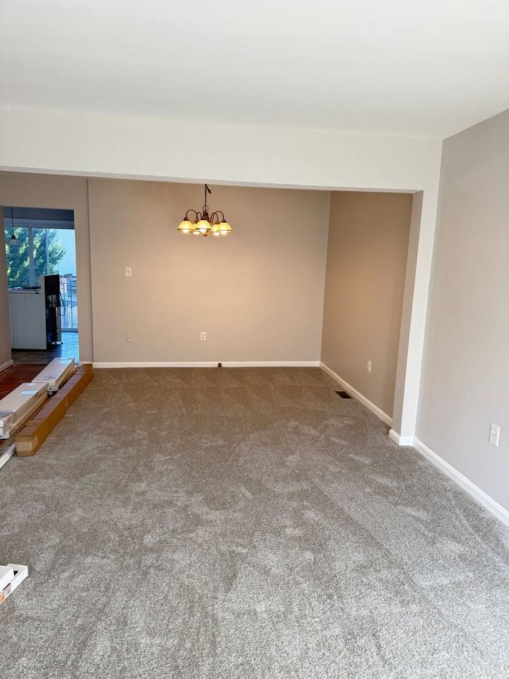 14662 Forsythia Ter - Photo 4 of 13