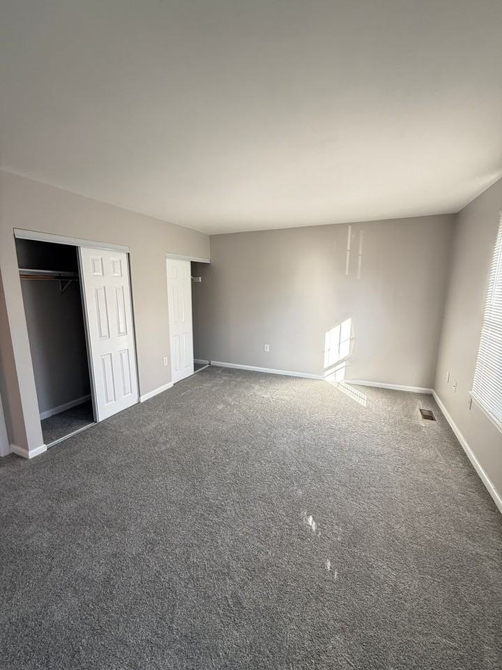 14662 Forsythia Ter - Photo 7 of 13