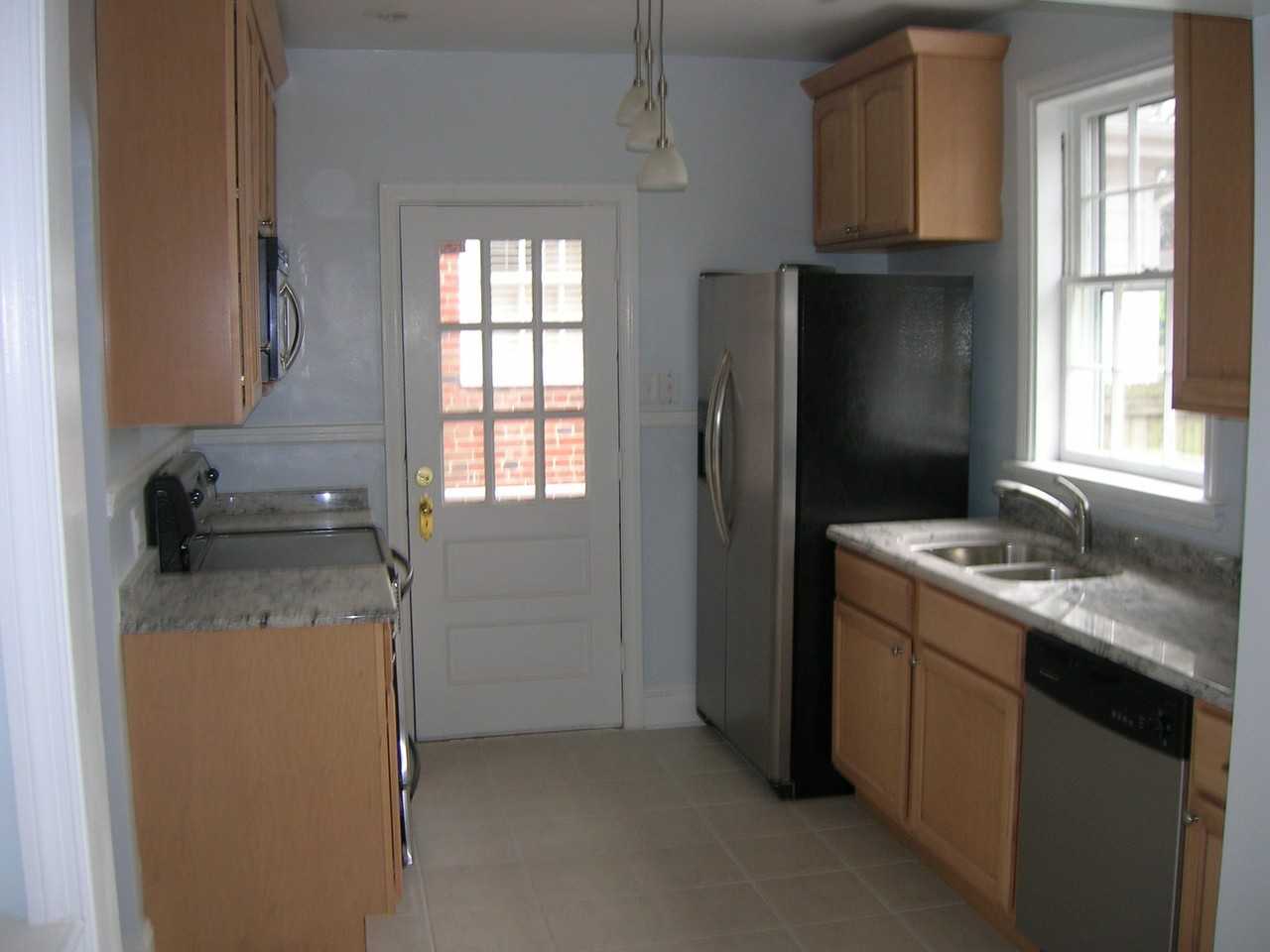 4109 W Franklin St - Photo 3 of 14