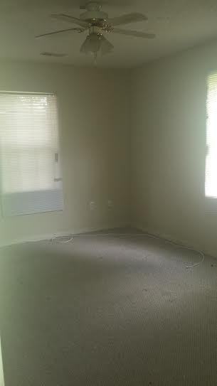 704 Laurel Ave - Photo 4 of 8