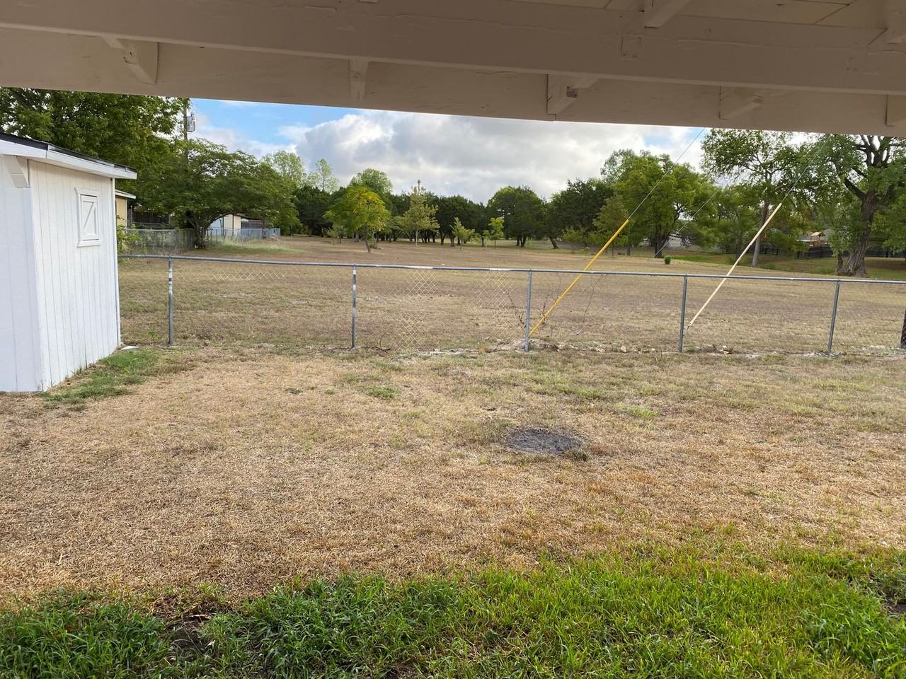 2416 Jerome Dr - Photo 2 of 15