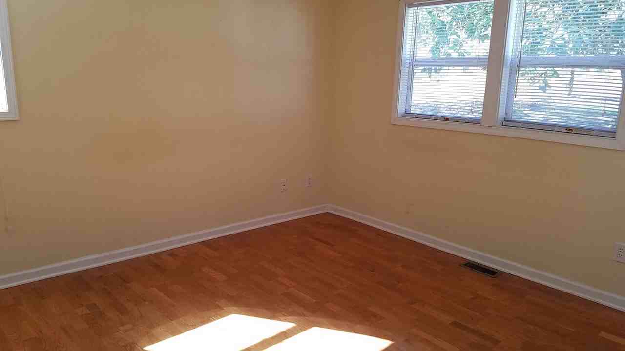 316 Williams Store Rd - Photo 4 of 10