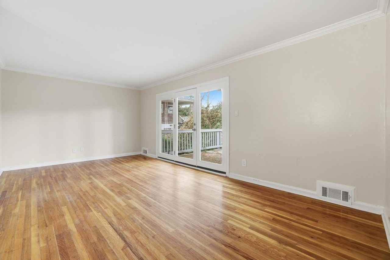 1496 N Druid Hills Rd Ne - Photo 6 of 29