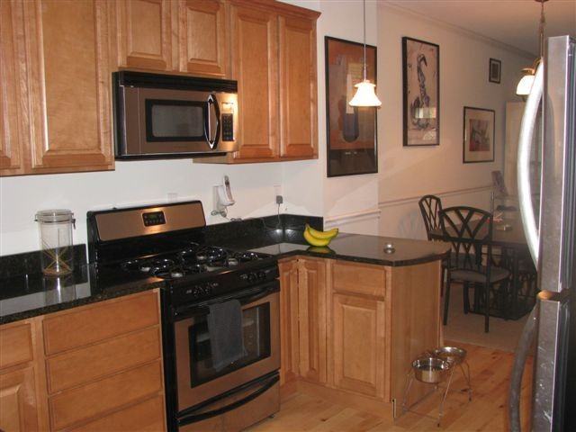 105 N Potomac St - Photo 6 of 11