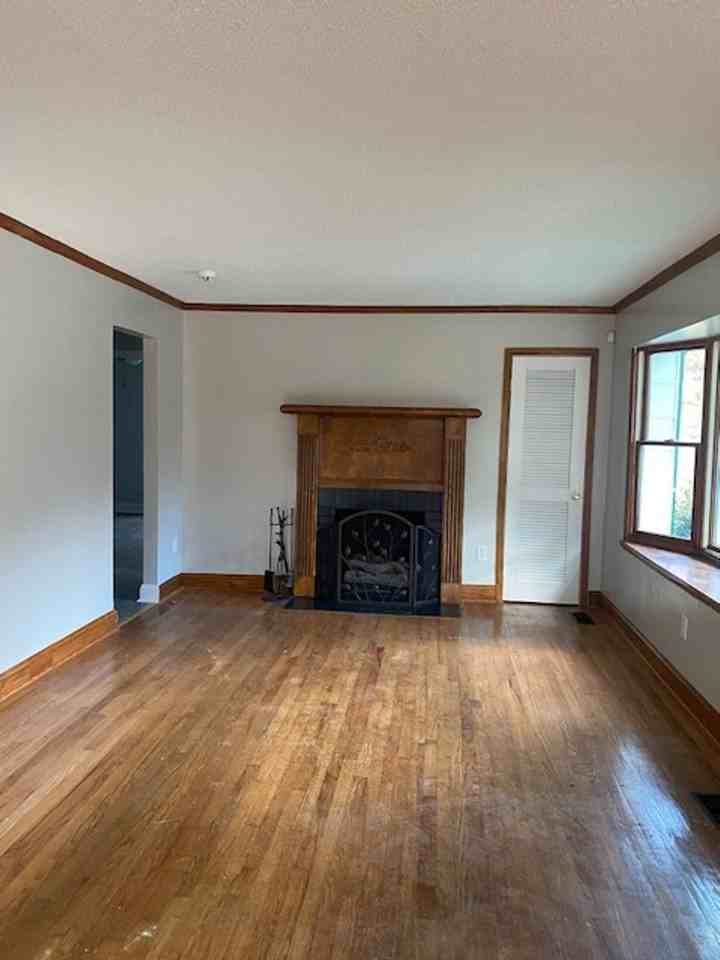 8136 10th Ave S - Photo 2 of 14