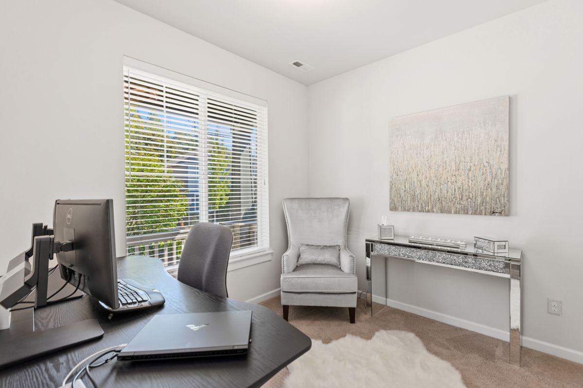 9798 15th St Se - Photo 3 of 21