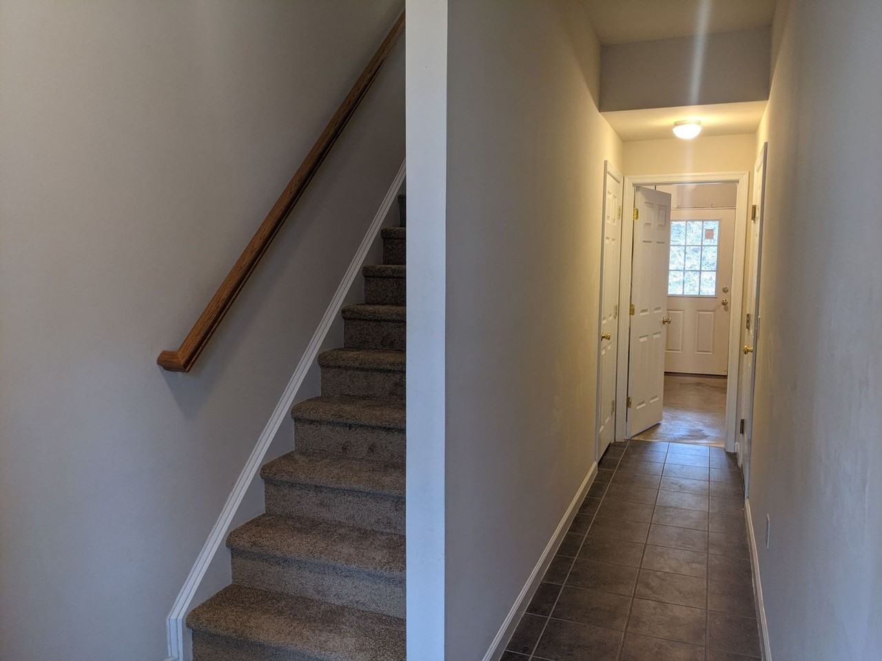 240 Crown Ct - Photo 3 of 50