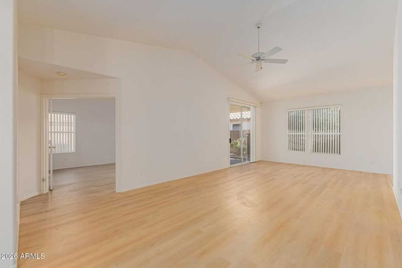 9846 W Tonopah Dr - Photo 2 of 17