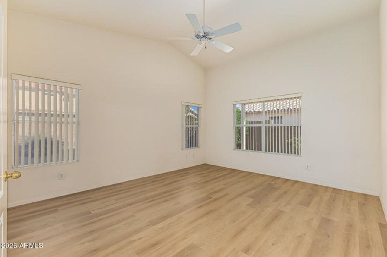 9846 W Tonopah Dr - Photo 6 of 17