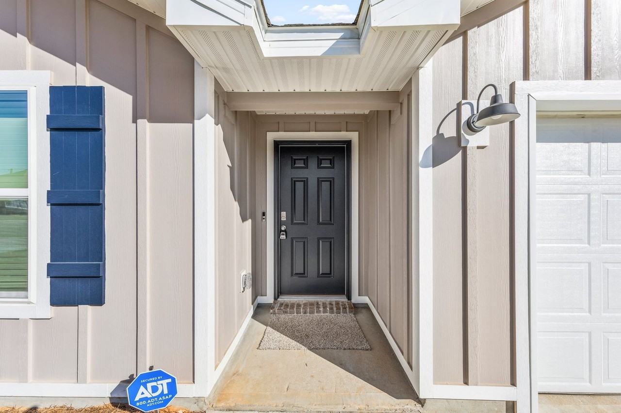 733 Quintana St - Photo 5 of 37