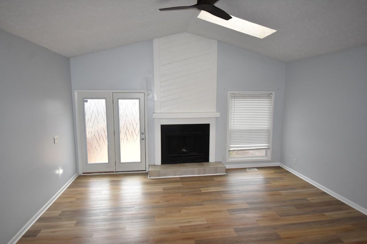 5824 Horton Pl - Photo 3 of 17