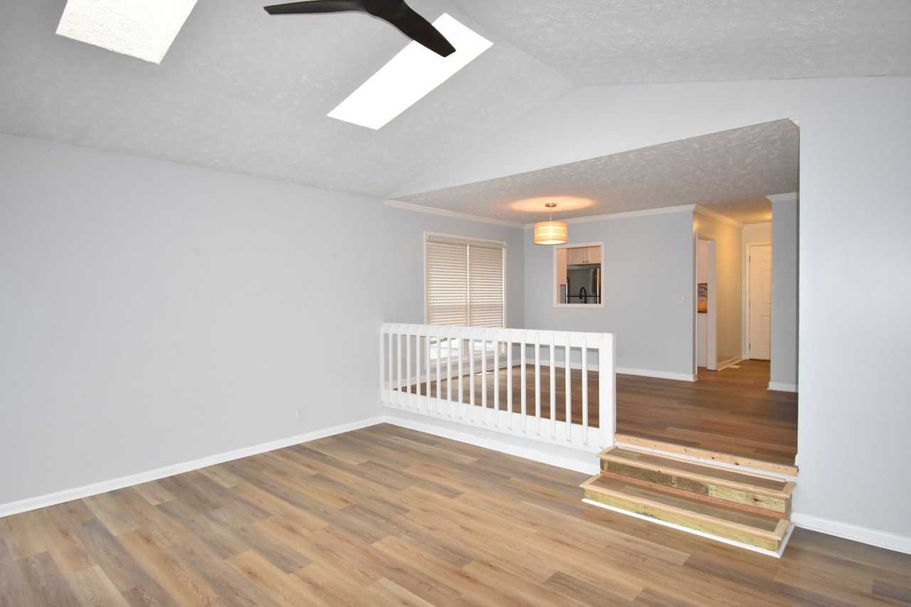 5824 Horton Pl - Photo 4 of 17