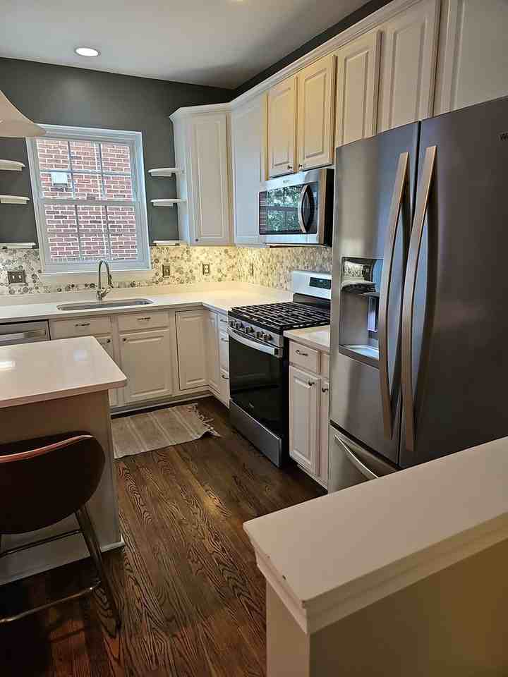 3212 Toone St - Photo 4 of 17