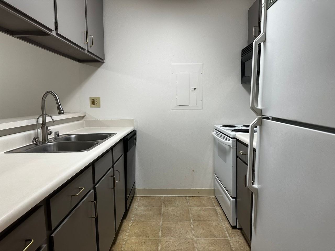 5315 Brody Dr #103 - Photo 3 of 12