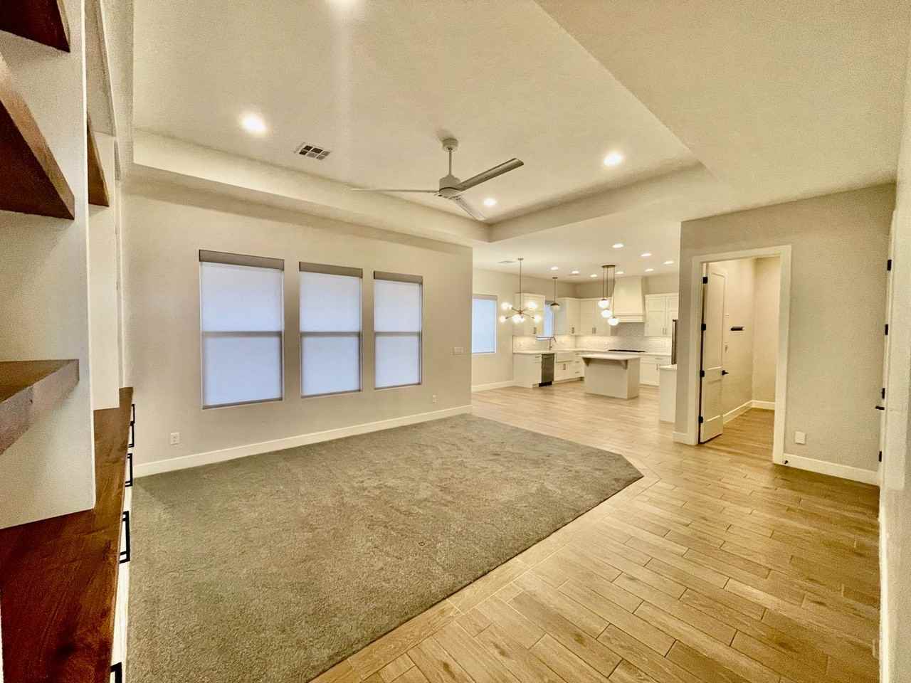 306 W Red Vista Dr - Photo 4 of 34