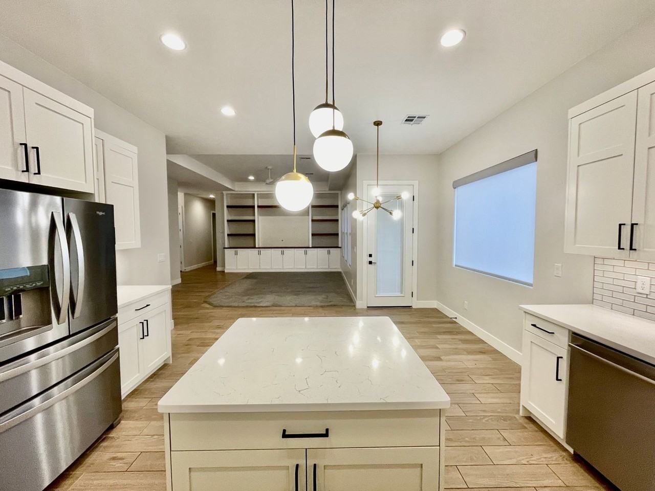 306 W Red Vista Dr - Photo 7 of 34