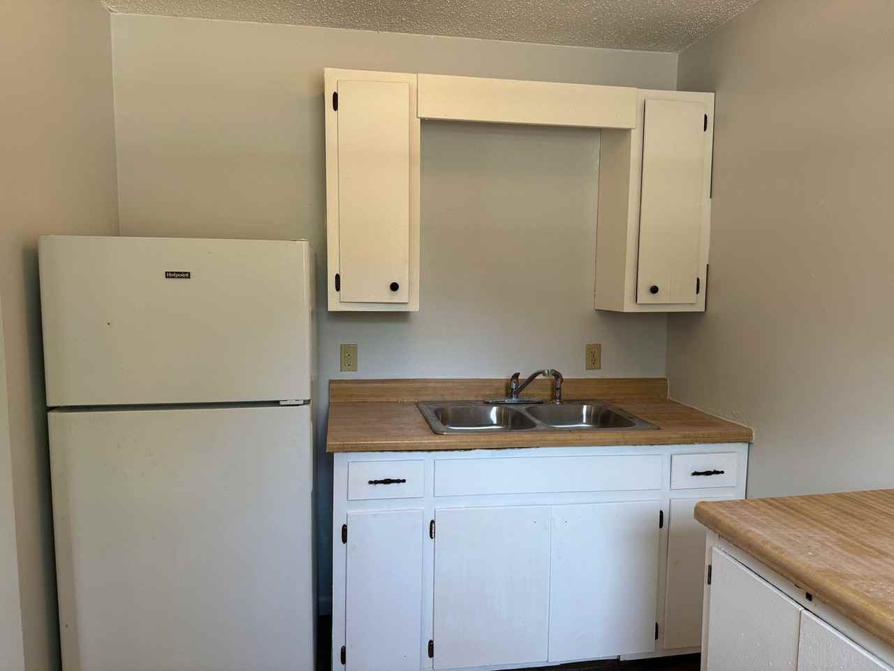 1600 Lane St #E - Photo 3 of 8