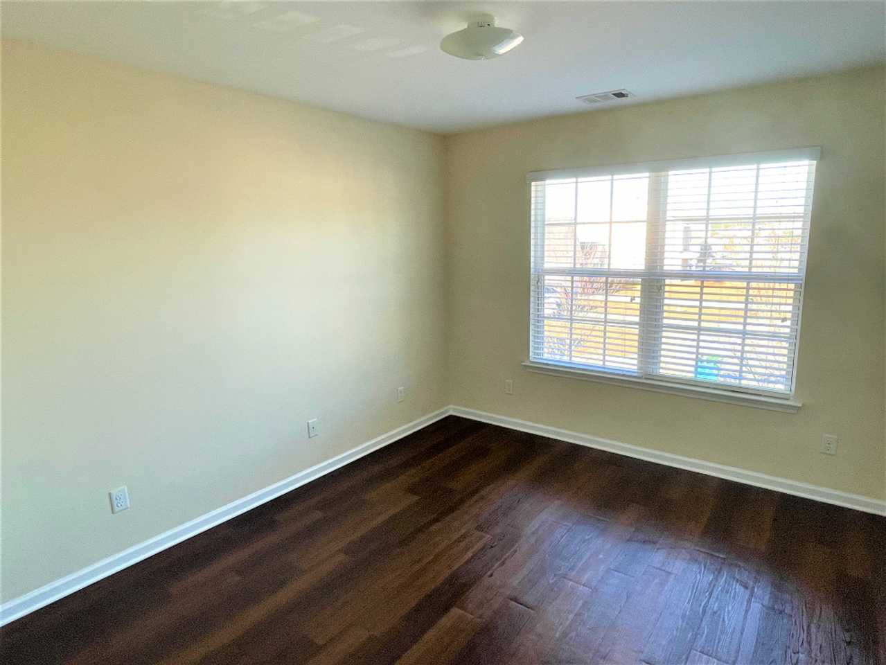 14 Miller Park Cir - Photo 5 of 12