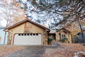 featured image of 33 Encantado Way