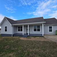 featured image of 224 Junior Dr