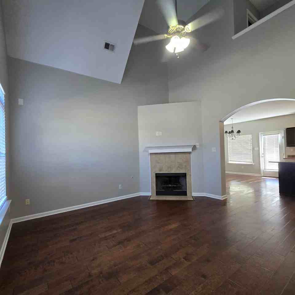 10889 Blake Cir - Photo 2 of 14