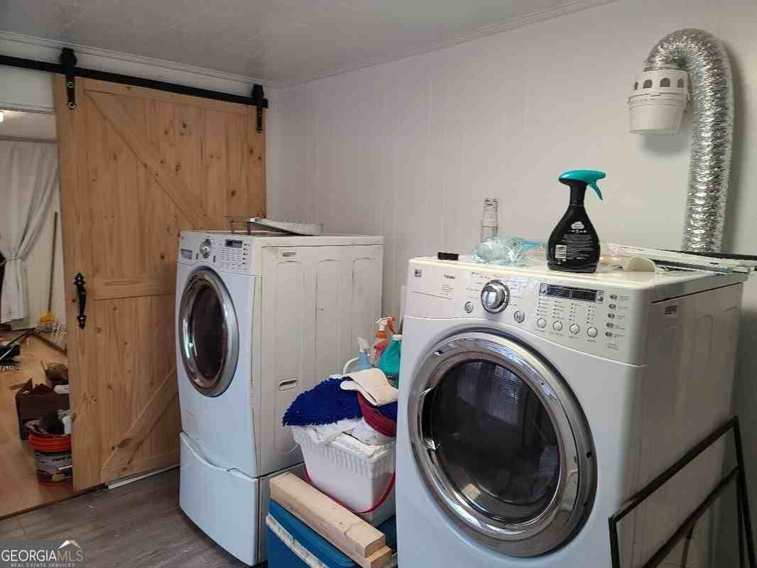 904 Park Ave - Photo 7 of 11