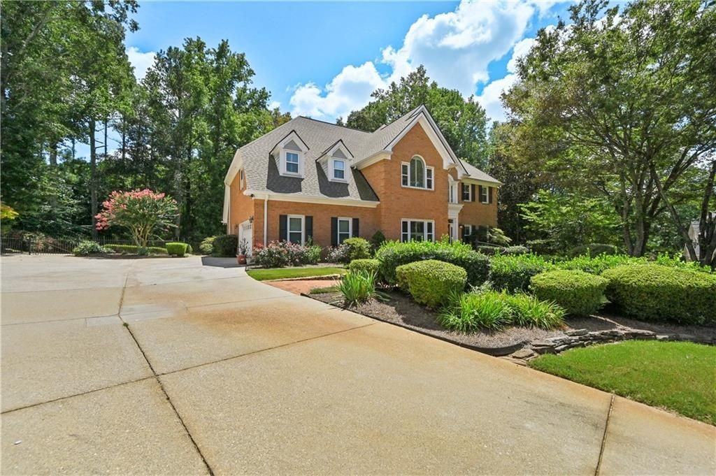 860 Cramac Dr - Photo 3 of 50