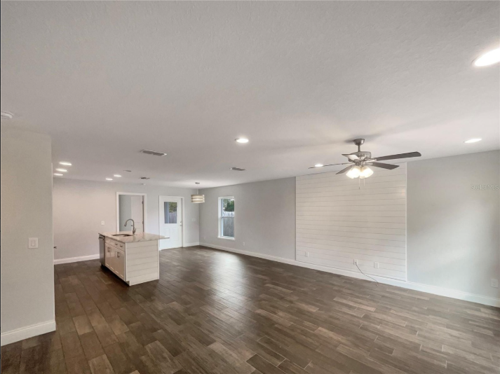 203 Clayton Rd - Photo 3 of 20