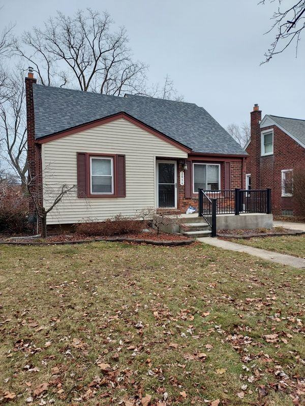 3014 N Vermont Ave - Photo 2 of 21