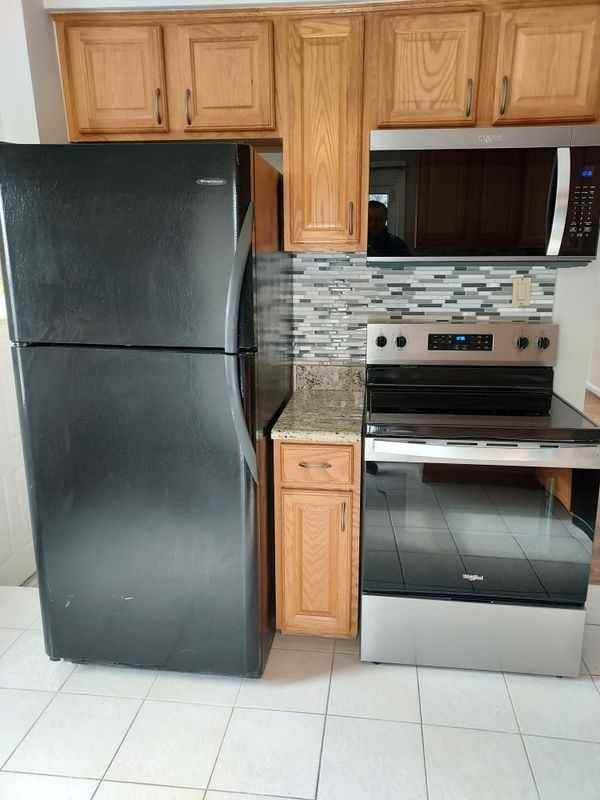 3014 N Vermont Ave - Photo 3 of 21