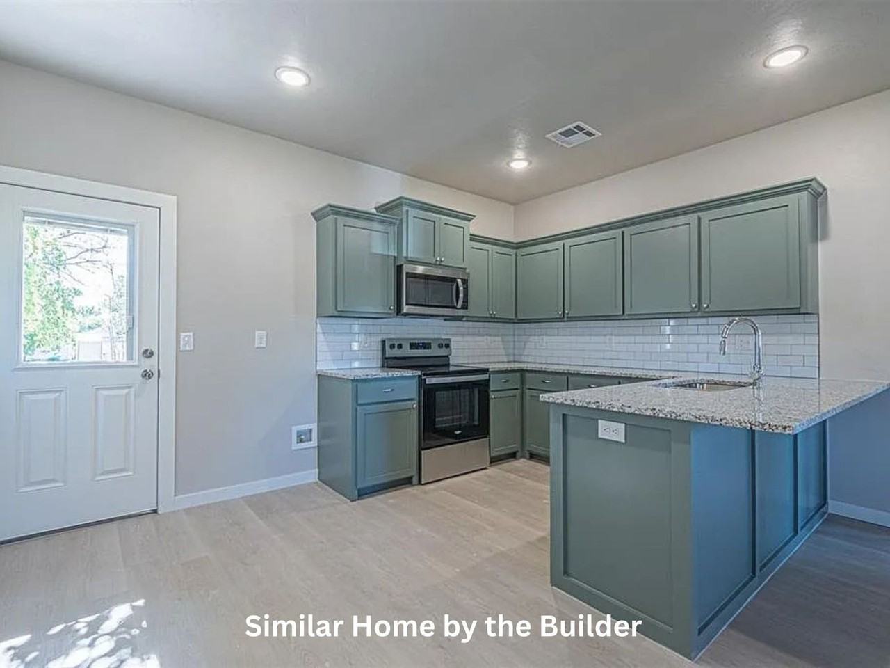 423 N Tenbrook Ave - Photo 2 of 13