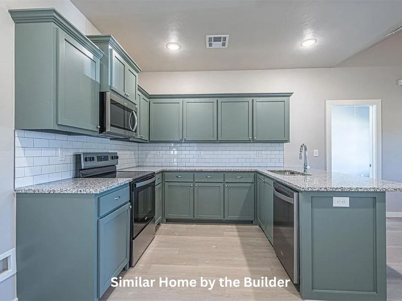 423 N Tenbrook Ave - Photo 4 of 13