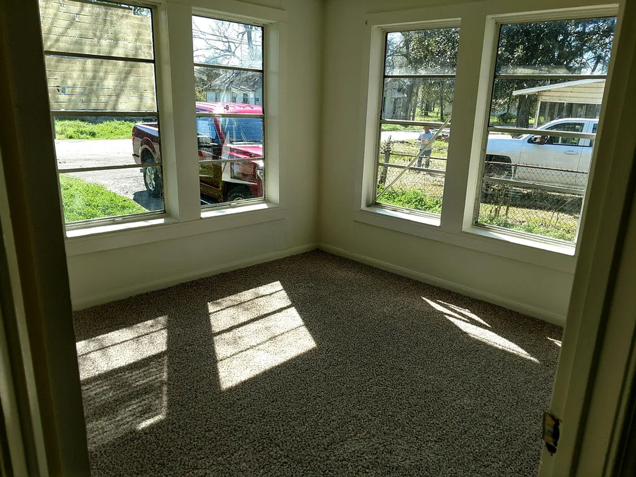 1259 Oregon Ave - Photo 6 of 11