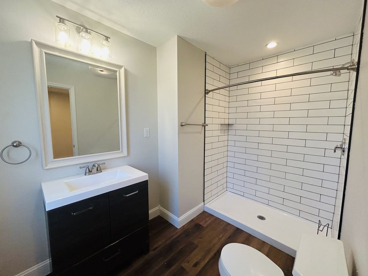 1700 W University Ave - Photo 6 of 6