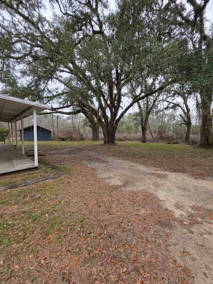 605 Hopson Rd - Photo 5 of 18