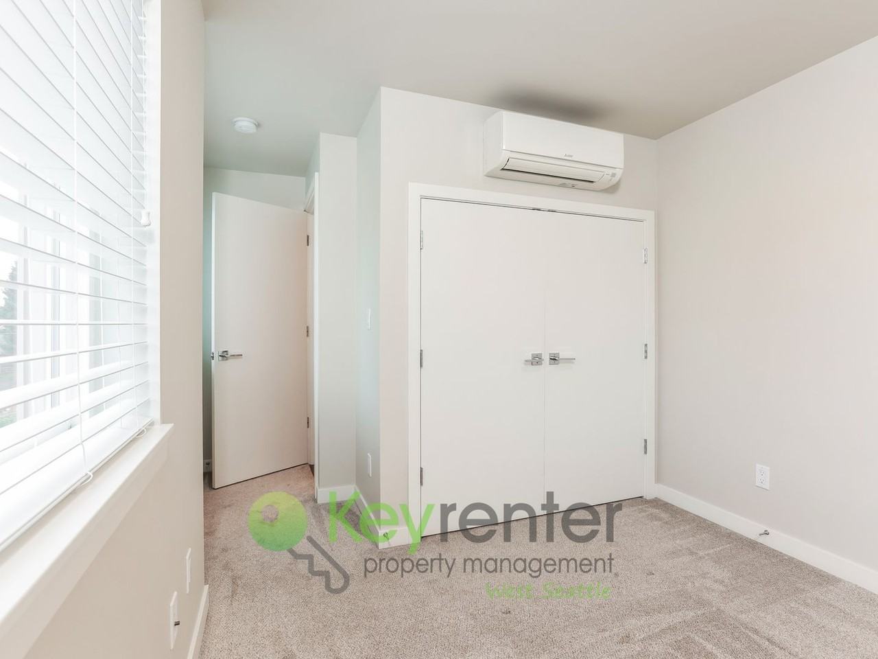 1800 Nw 85th St - Photo 4 of 18