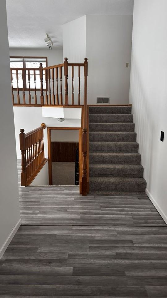 901 Martys Way - Photo 6 of 21