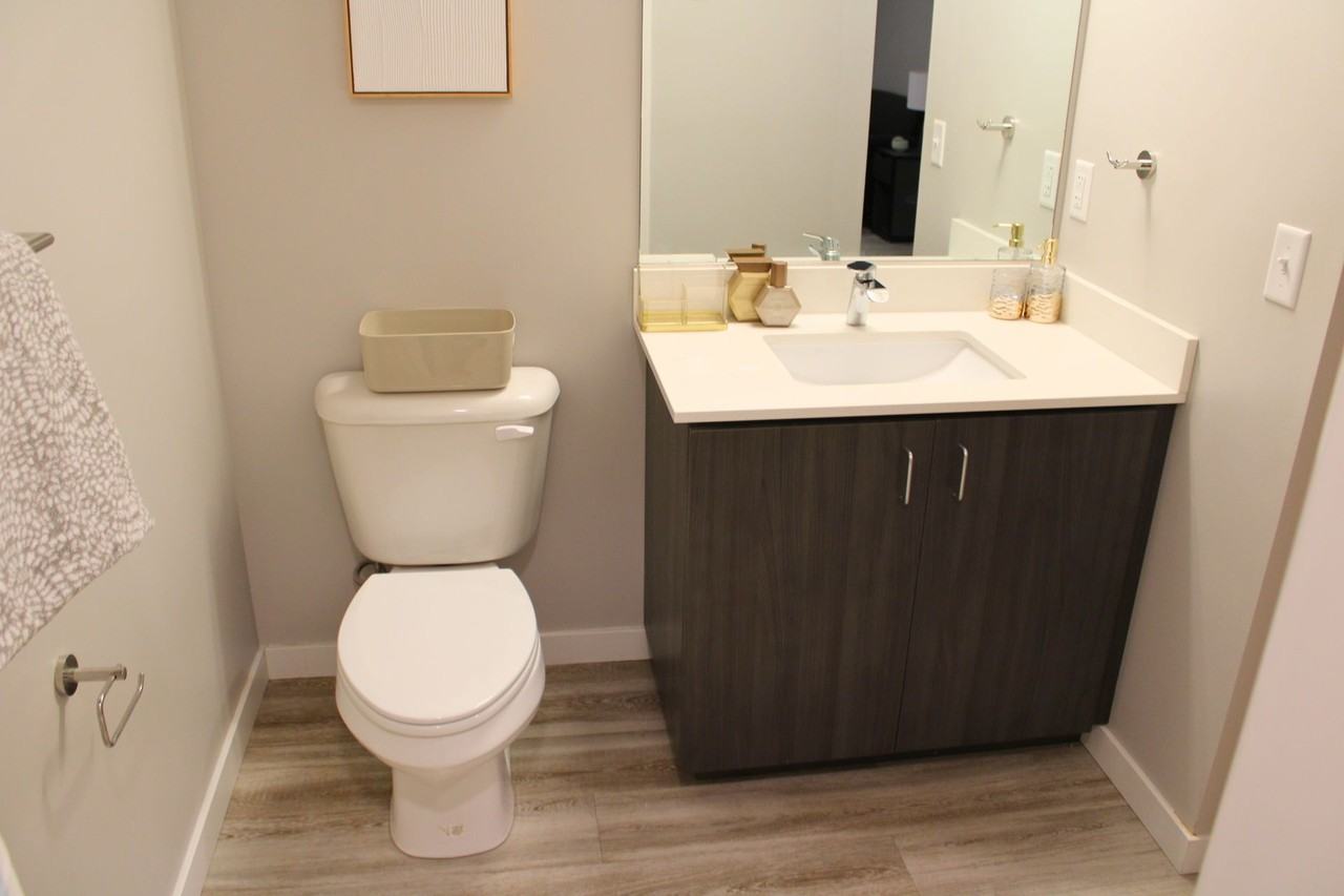 Ferry Street Flats - Photo 4 of 43