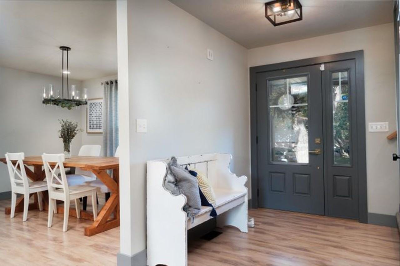 1525 S Oakmont Ave - Photo 4 of 15