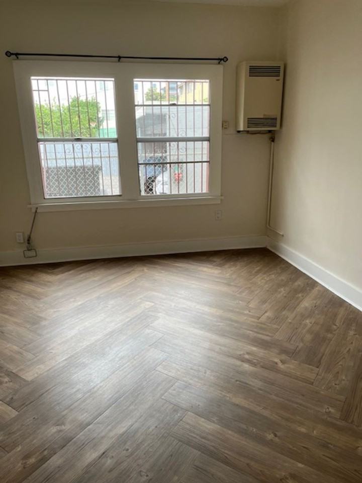 1614 N. Kenmore Avenue - Photo 2 of 24