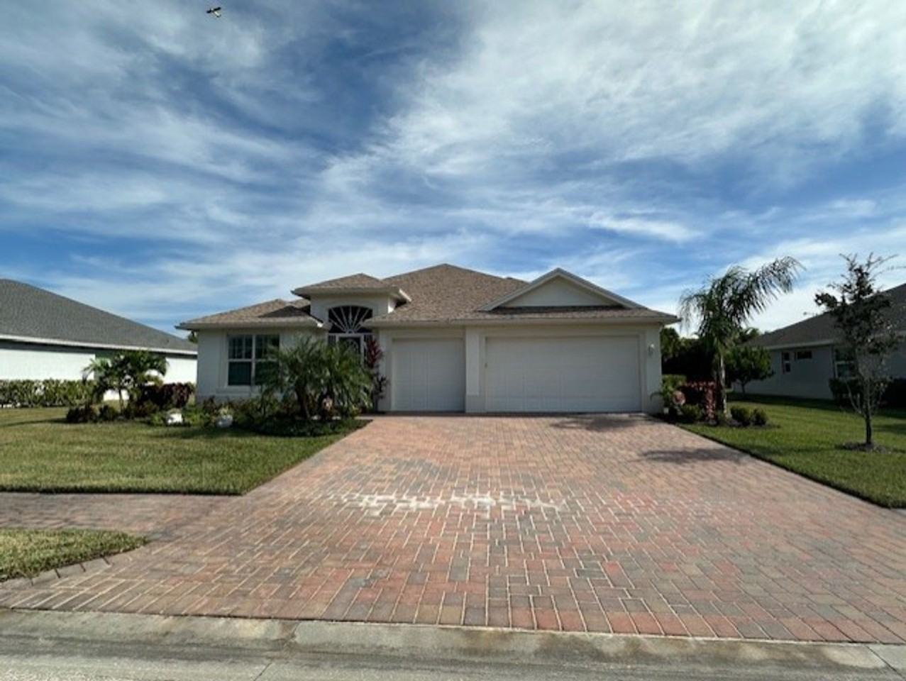 8330 Summer Lake Dr - Photo 2 of 30