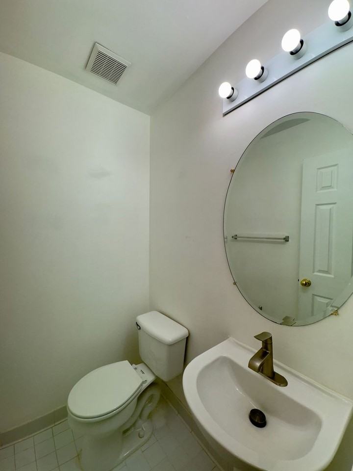 4605 Kings Mill Way - Photo 7 of 24